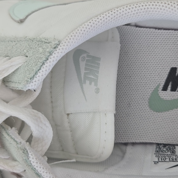 Nike Daybreak 'Barely Green' Sneakers Size 8.5 - Picture 16 of 16